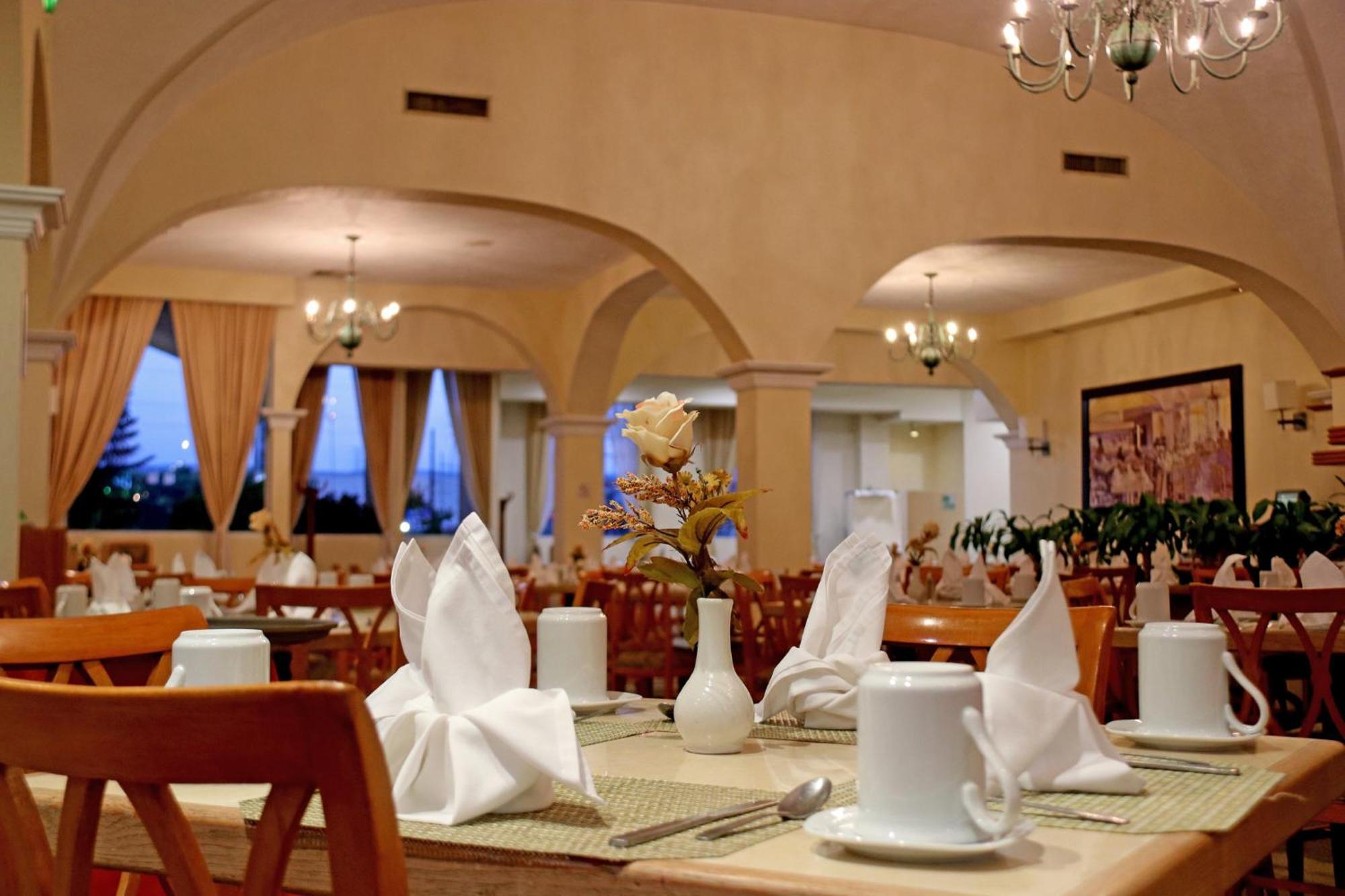 Holiday Inn La Piedad By Ihg Kültér fotó