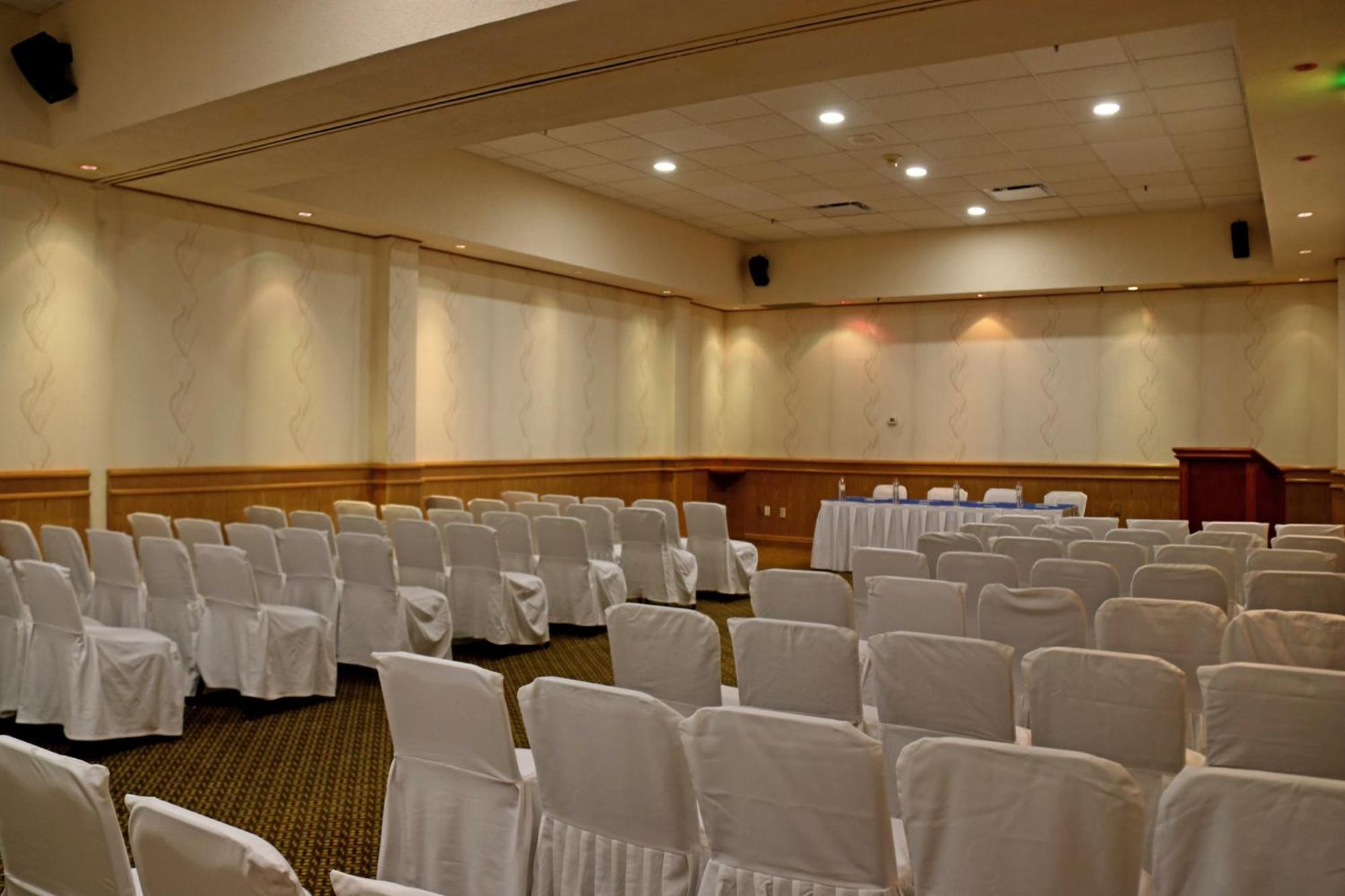 Holiday Inn La Piedad By Ihg Kültér fotó
