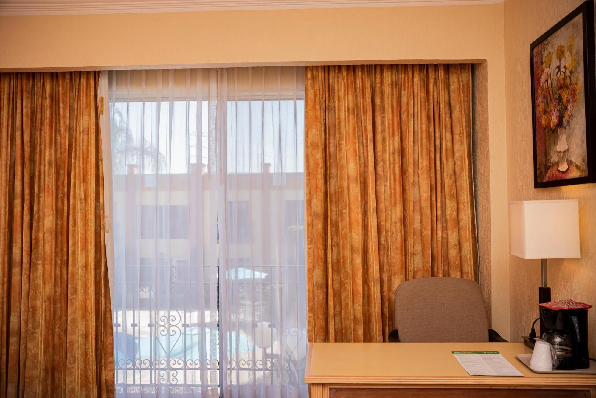 Holiday Inn La Piedad By Ihg Kültér fotó