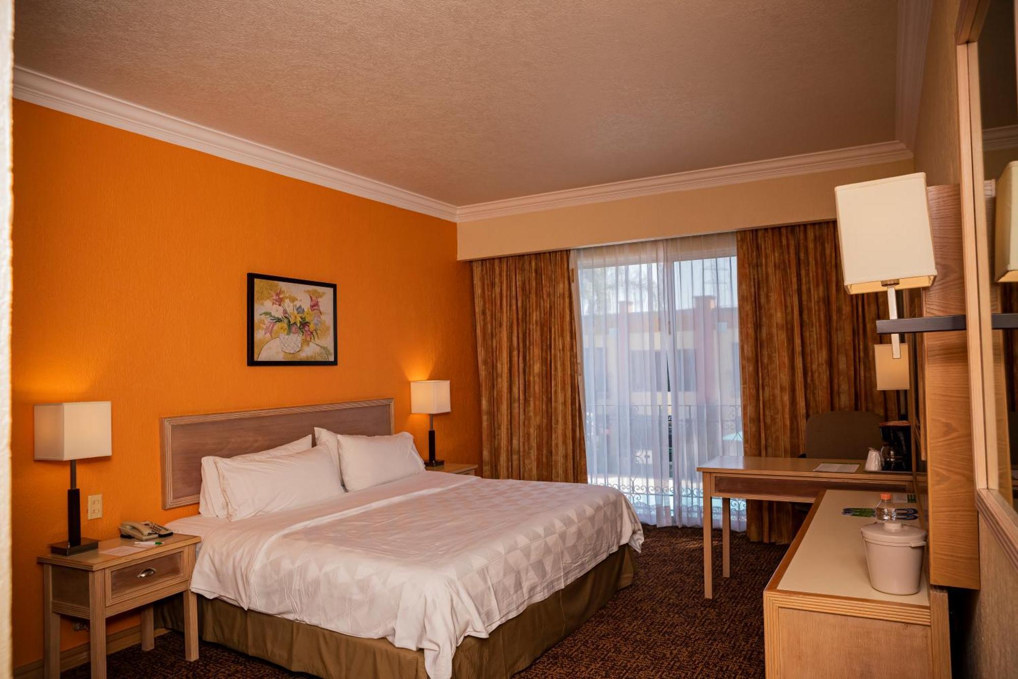 Holiday Inn La Piedad By Ihg Kültér fotó